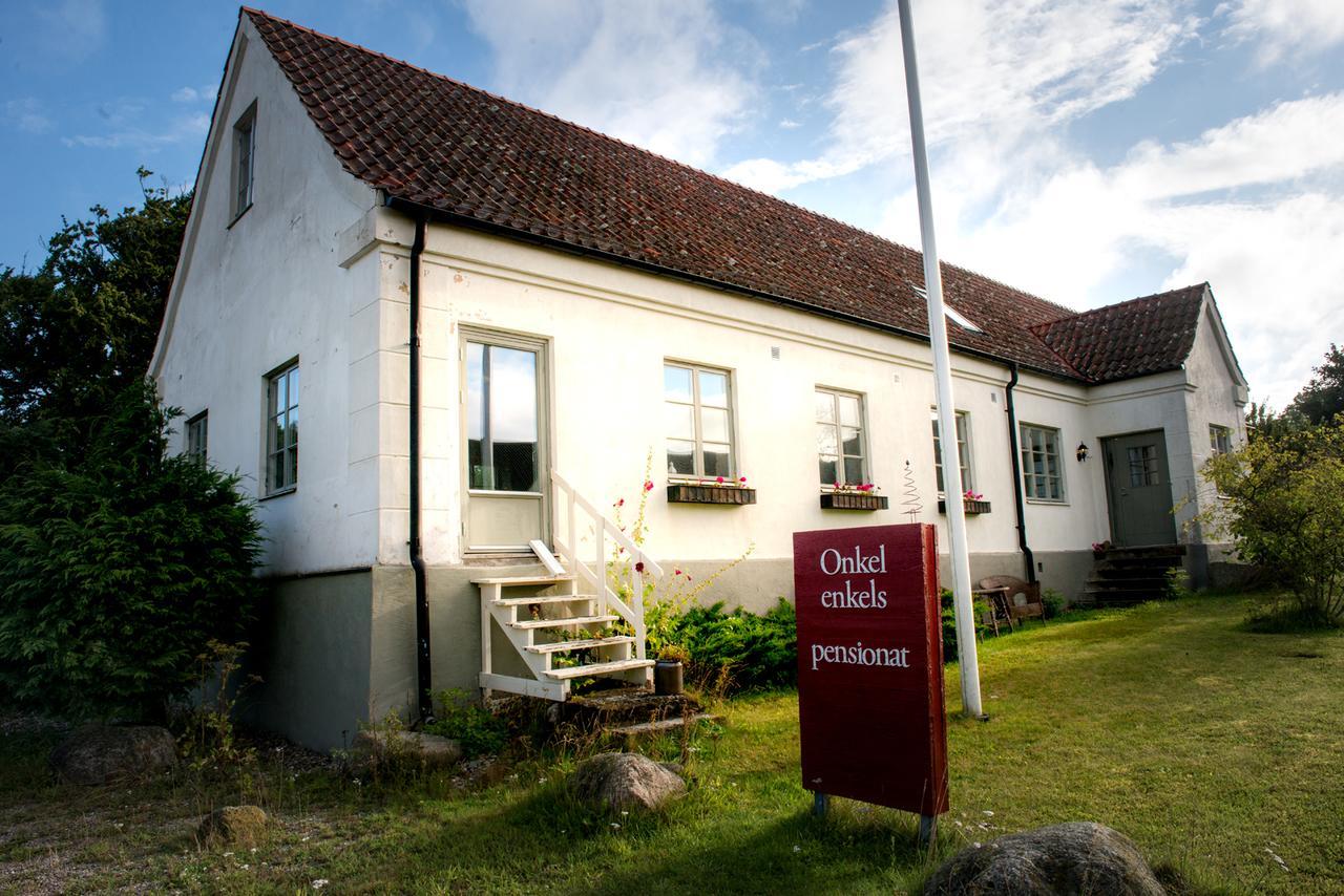 Onkel Enkels Pensionat Tomelilla Eksteriør bilde