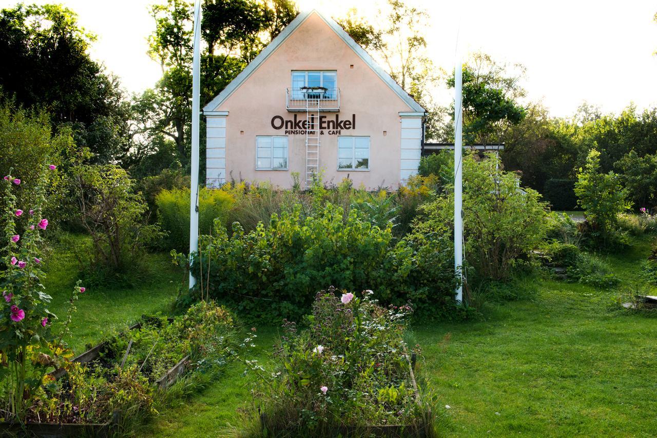 Onkel Enkels Pensionat Tomelilla Eksteriør bilde